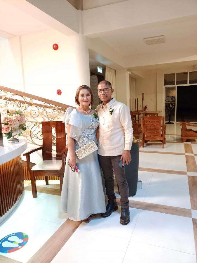 Hotel Eight Fifty Jagna Ngoại thất bức ảnh