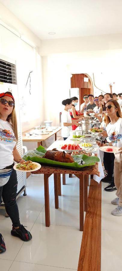 Hotel Eight Fifty Jagna Ngoại thất bức ảnh